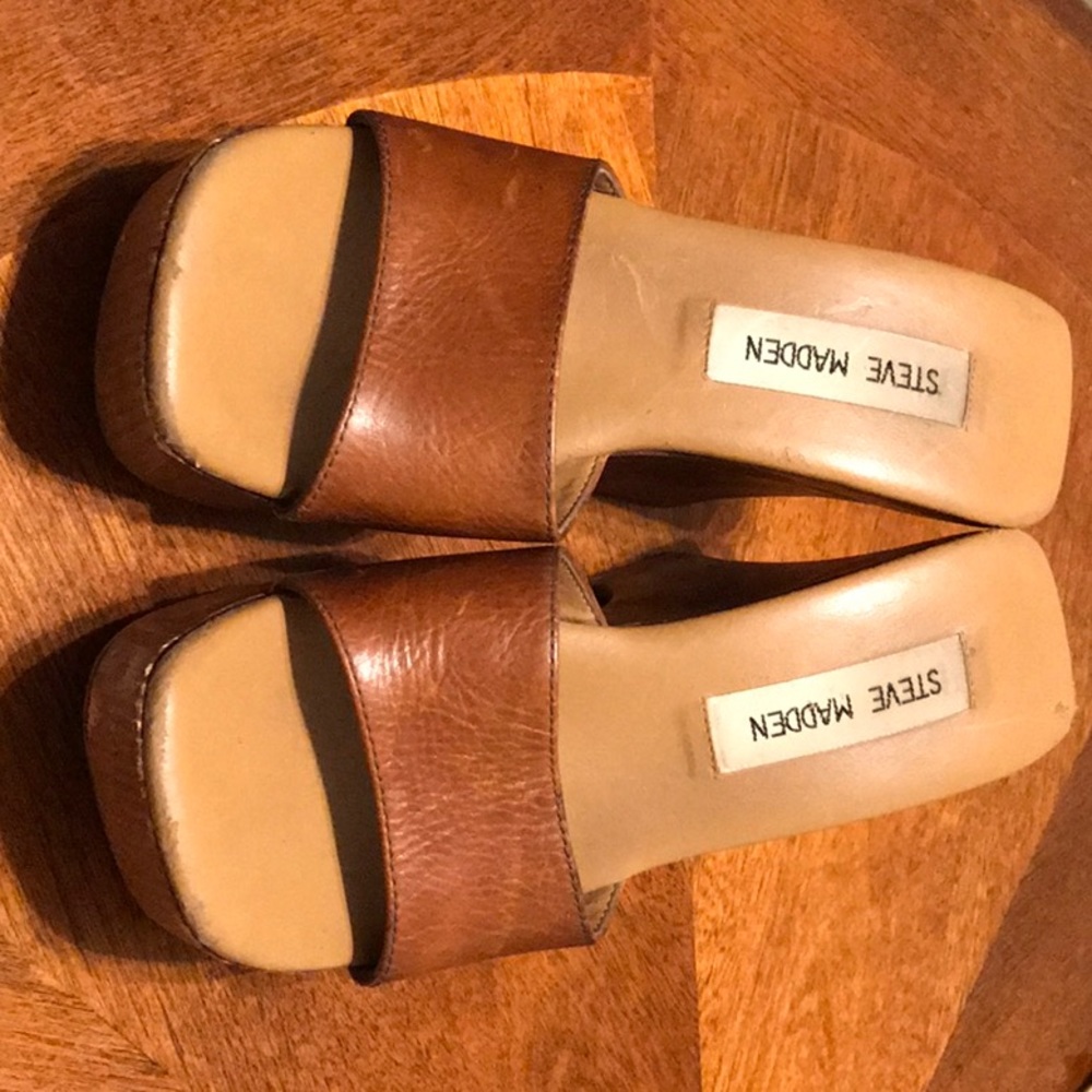 Steven madden Brown wedge